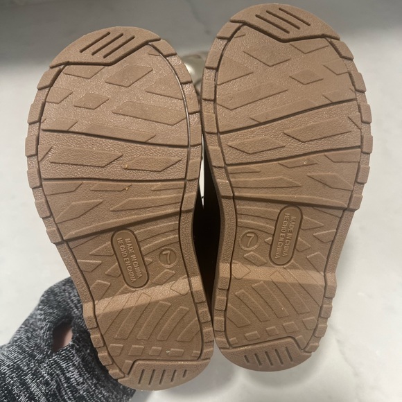 Toddler girl dress shoes-Old Navy & Zara Baby - Picture 5 of 12